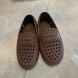 Floafers size 10 brown excellent used condition